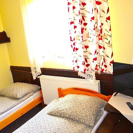 Osrodek Wypoczynkowo-Szkoleniowy Halny Hotell Zawoja Exteriör bild