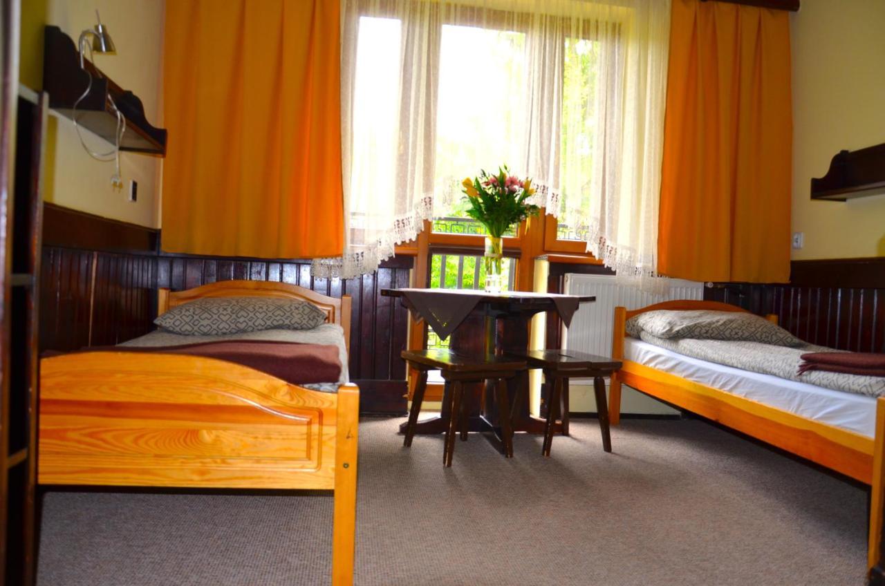Osrodek Wypoczynkowo-Szkoleniowy Halny Hotell Zawoja Exteriör bild